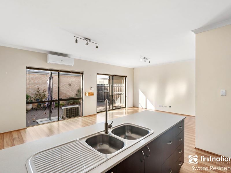 52 MAFFINA PARADE, Ellenbrook
