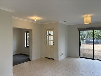 4 Selina Street, Innaloo WA 6018