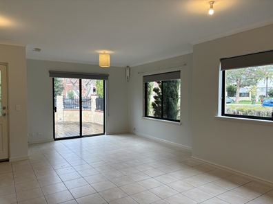 4 Selina Street, Innaloo WA 6018