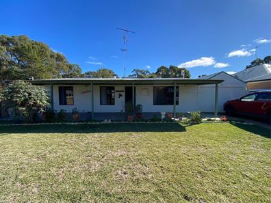 12 Fairway Terrace, Preston Beach WA 6215