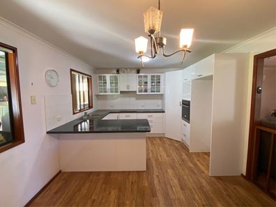 12 Fairway Terrace, Preston Beach WA 6215