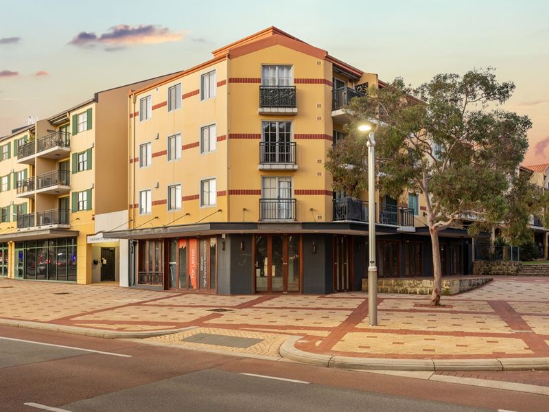 44/167 Grand Boulevard, Joondalup