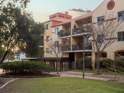 44/167 Grand Boulevard, Joondalup WA 6027