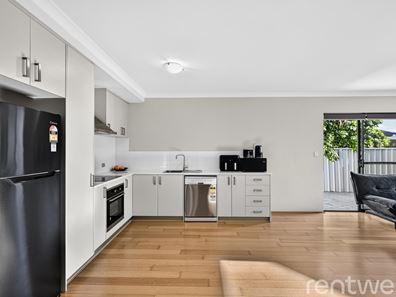 8/77 Surrey Road, Rivervale WA 6103