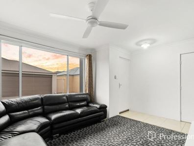 10/21 Browder Drive, Seville Grove WA 6112