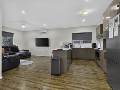 41 Tharnda Road, Baynton WA 6714