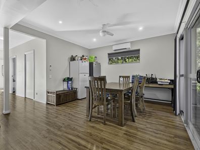 41 Tharnda Road, Baynton WA 6714