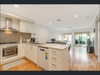 18 Darbyshire Parade, Alkimos WA 6038