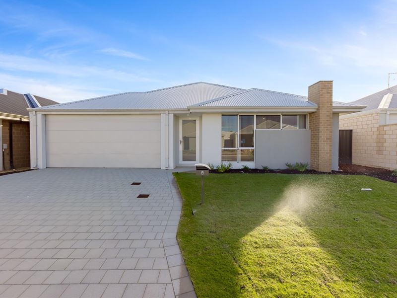 4 Bross Way, Lakelands