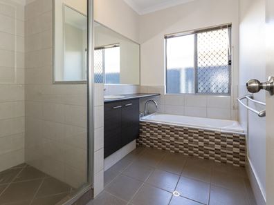 10 Tamarind Meander, Kununurra WA 6743