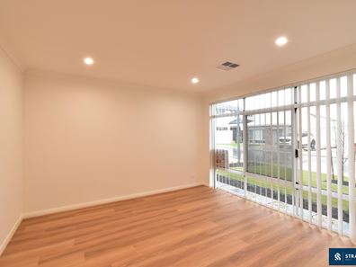62 Currawong Loop, Treeby WA 6164