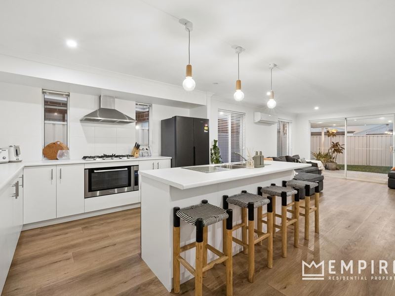 14 Corsica Way, Coogee WA 6166