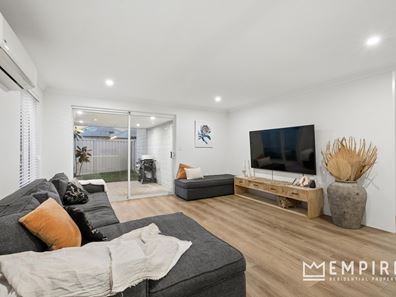14 Corsica Way, Coogee WA 6166