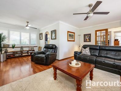 7 Shelley Place, Kallaroo WA 6025