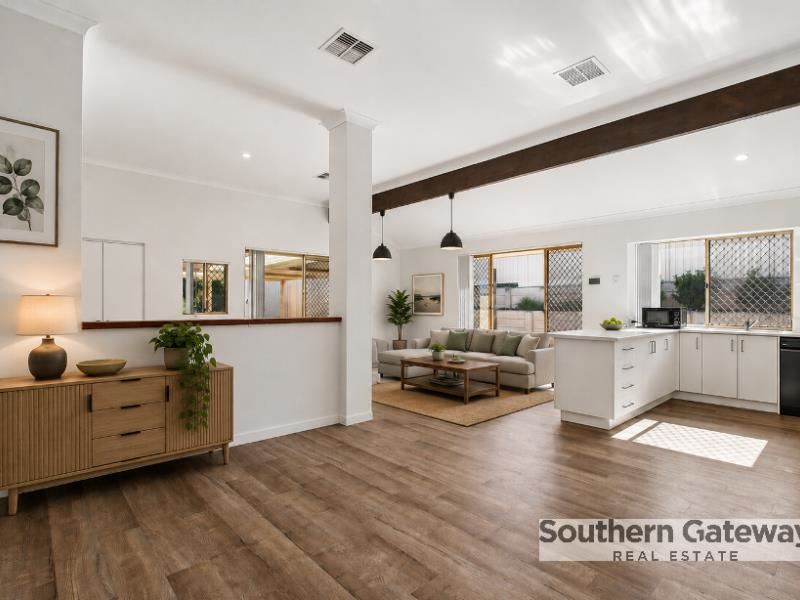 5 Sheoak Heights, Parmelia WA 6167