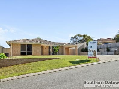 5 Sheoak Heights, Parmelia WA 6167