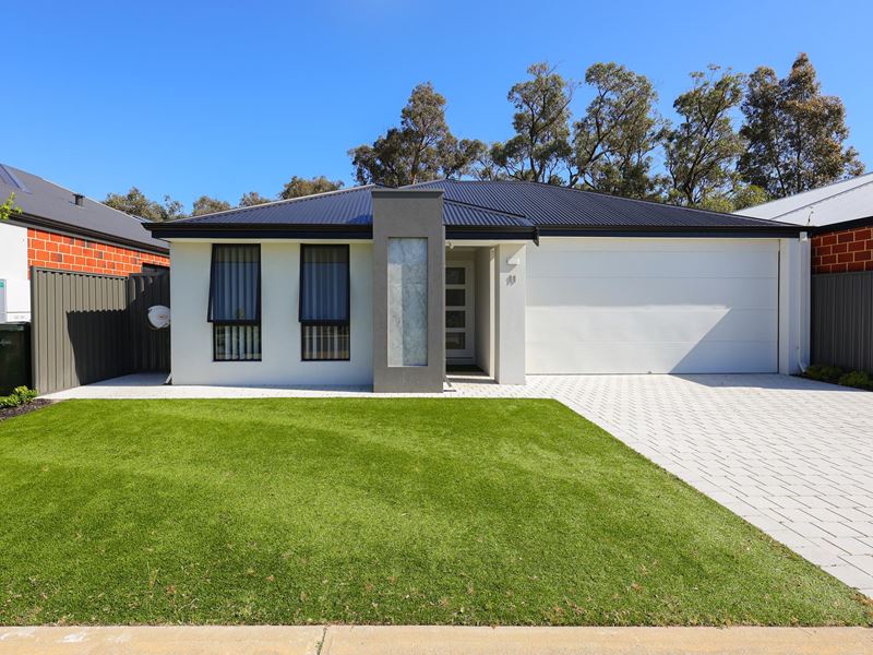 11 Sapphire Chase, Wellard WA 6170