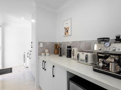 11 Sapphire Chase, Wellard WA 6170