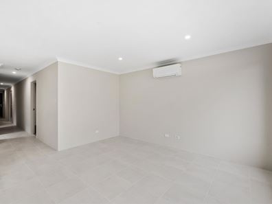 16B Devonshire Terrace, Armadale WA 6112