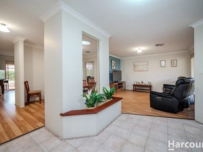 2/70 Hope Avenue, Manning WA 6152