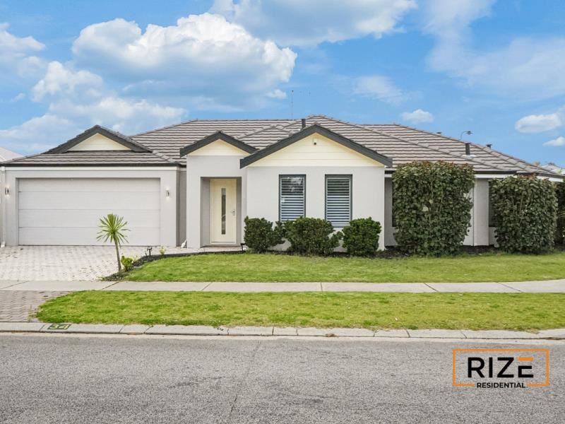 34 Sacramento Parade, Hocking WA 6065
