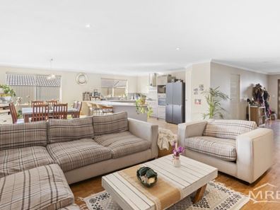32 Waters Road, Bayonet Head WA 6330