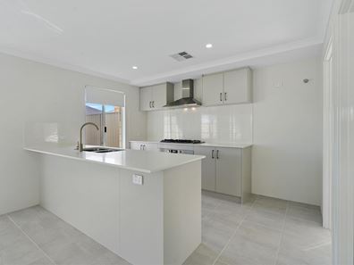 13 Defender Way, Two Rocks WA 6037