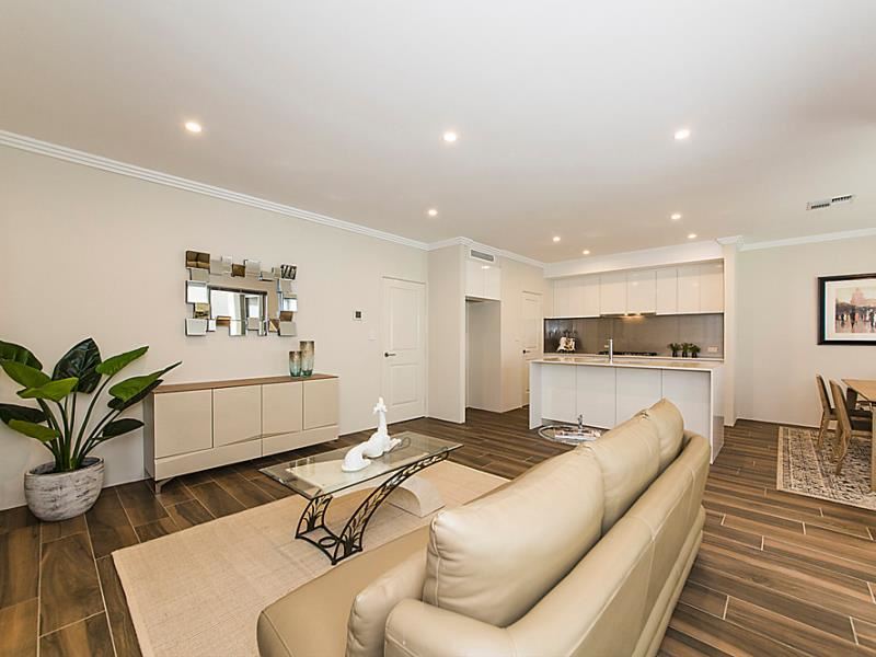 5 Nickel Lane, Carine WA 6020