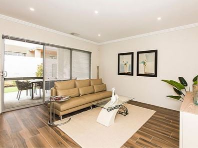 5 Nickel Lane, Carine WA 6020