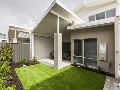5 Nickel Lane, Carine WA 6020
