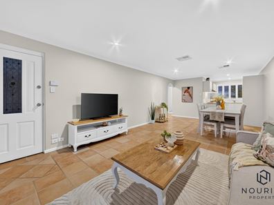 6/9 Dover Road, Scarborough WA 6019