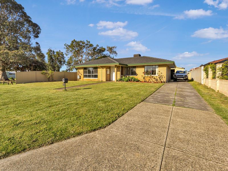 26 Rosmead Av, Beechboro WA 6063
