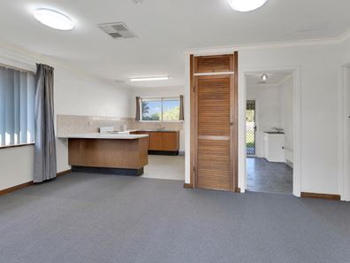 26 Rosmead Av, Beechboro WA 6063