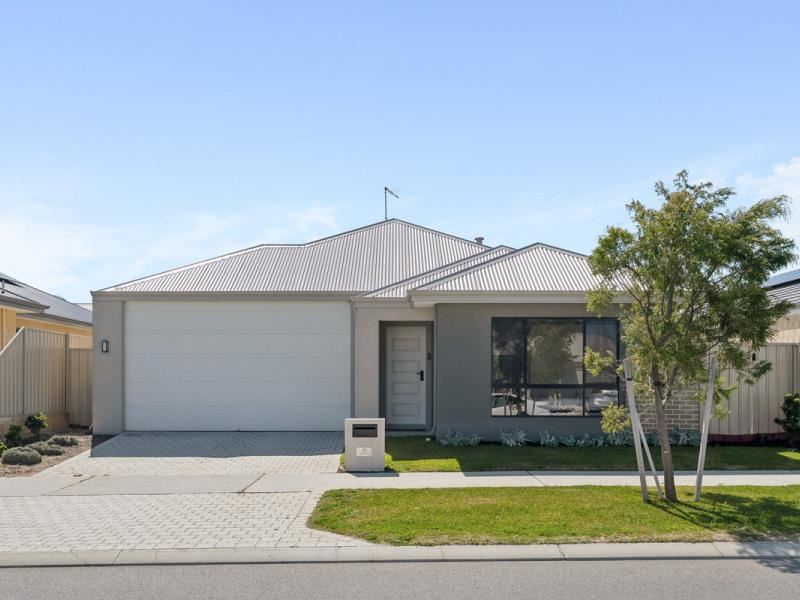 10 Lunarossa Drive, Two Rocks
