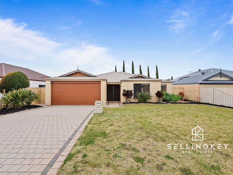 33 GAMENYA STREET, Canning Vale WA 6155