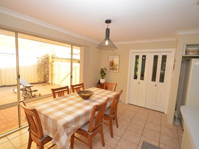 4 Horta Lane, Secret Harbour WA 6173