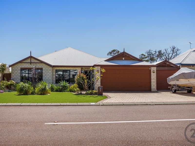 25 Cervantes Drive, Erskine
