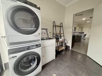 28D Kallama Parade, Millars Well WA 6714