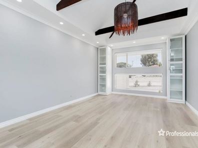 12 Colne Way, Girrawheen WA 6064