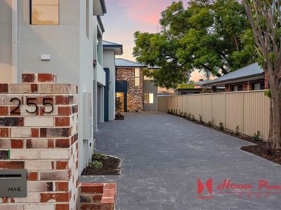 3/255 Fisher Street, Cloverdale WA 6105