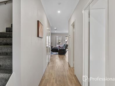 567 Farrall Road, Midvale WA 6056