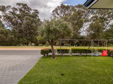 30 Bibra Loop, Dalyellup WA 6230