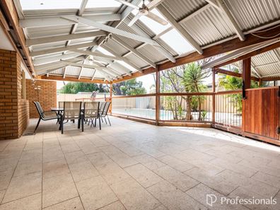 35 Pelican Loop, High Wycombe WA 6057