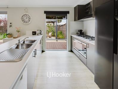 71 Hawker Approach, Yalyalup WA 6280