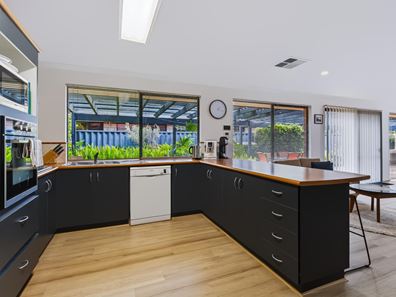313 Bussell Highway, West Busselton WA 6280