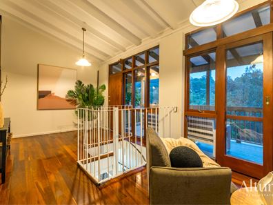 25 Taylor Road, Kalamunda WA 6076