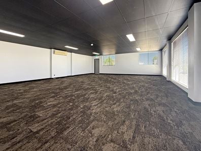 2/38 Buckingham Drive, Wangara WA 6065