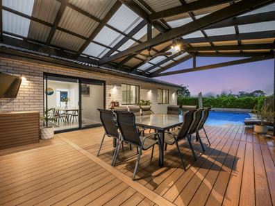 612 Beach Road, Hamersley WA 6022