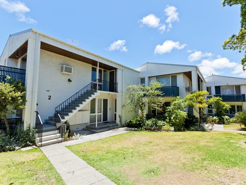 3/4 Richardson Avenue, Claremont WA 6010