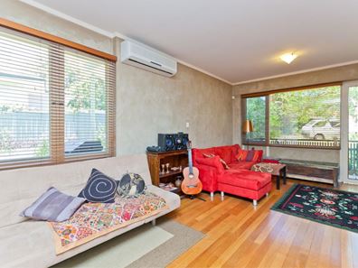 3/4 Richardson Avenue, Claremont WA 6010